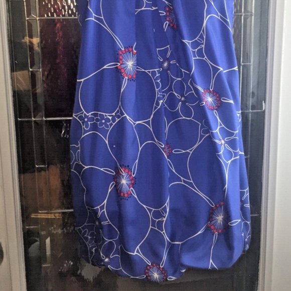 Tibi Royal Blue w red floral 100% Silk Dress Bubble Hem Spaghetti straps sz 6 - Picture 3 of 7